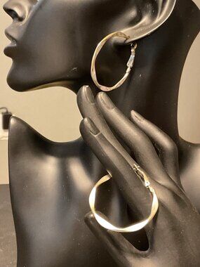 Silver Tone Flat Front Hammered Twisted Hoop Earrings